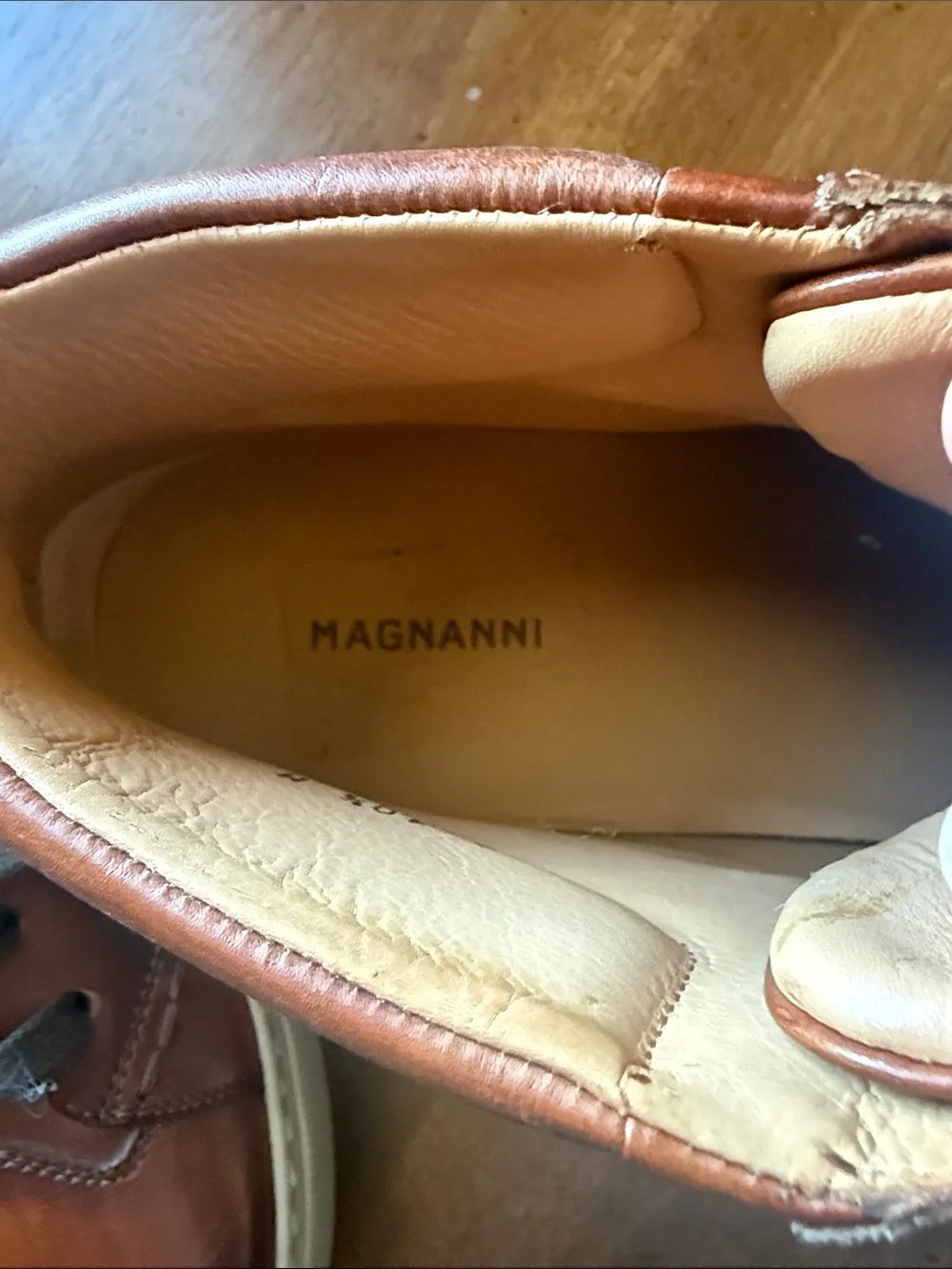Magnanni Tan Brown Leather High-Top Sneakers